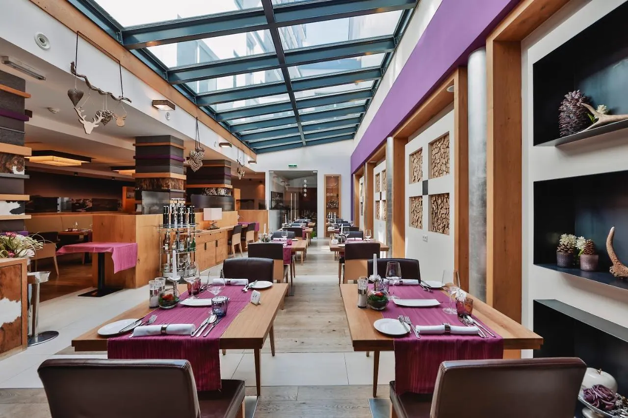 Hotel Fliana 4 Ischgl 4*,